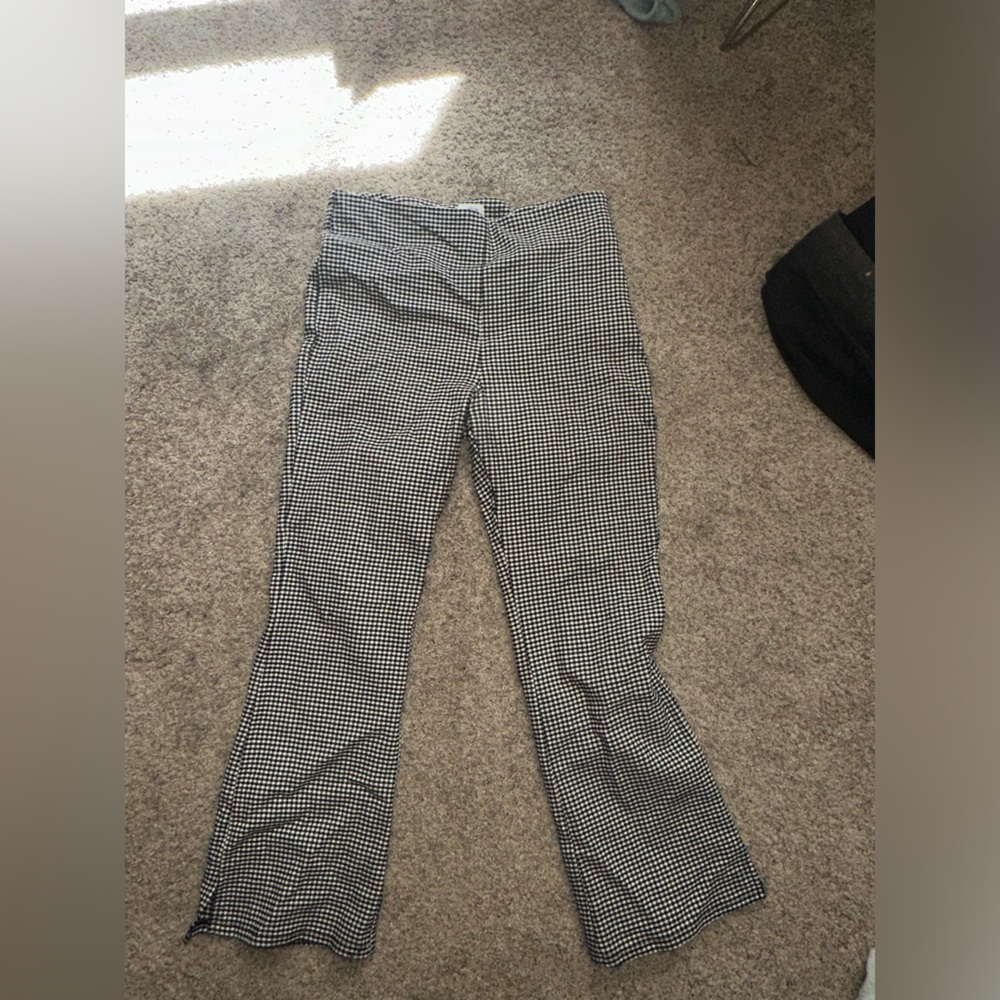 Francesca’s Black and White Dress Pants 7/8th inch